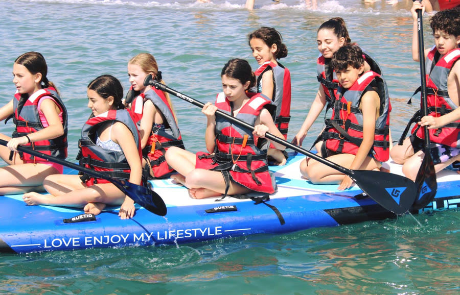 Paddle surf